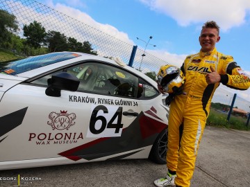 Polak w czoł&oacute;wce Toyota Gazoo Racing Trophy